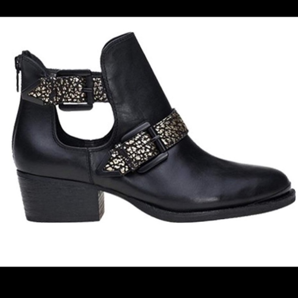 ELLIOTT LUCCA Black Rafaela Buckle Ankle Boots